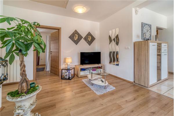 Apartment A3, for 5 persons