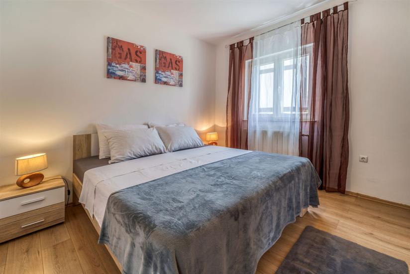 Apartment A3, for 5 persons