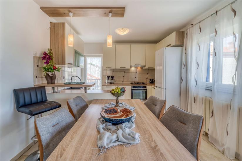 Apartment A3, for 5 persons
