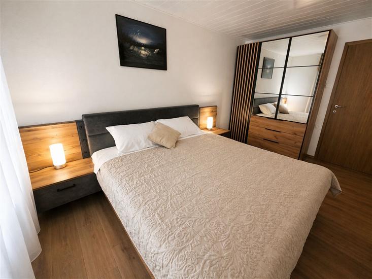 House K1, for 8 persons