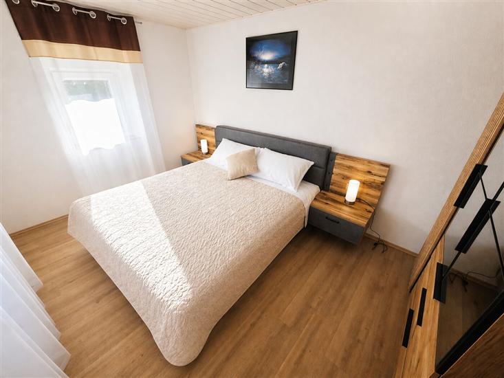 House K1, for 8 persons