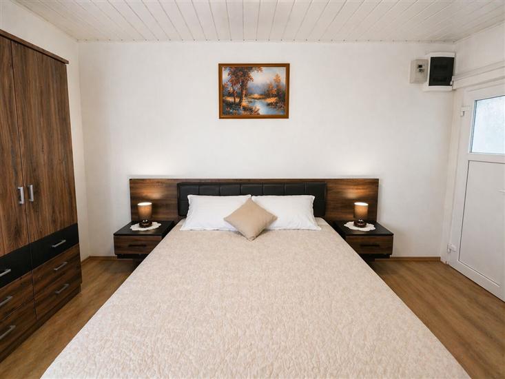 House K1, for 8 persons
