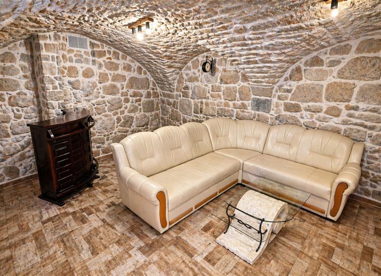 House K1, for 8 persons