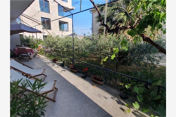 Apartment A1, for 6 persons