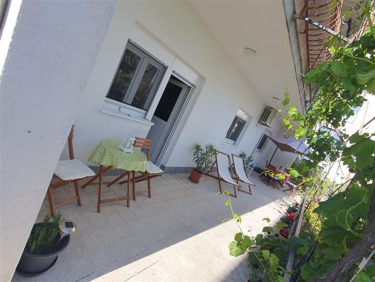 Apartment A1, for 6 persons