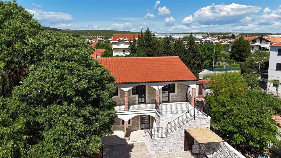 House Villa Soprano