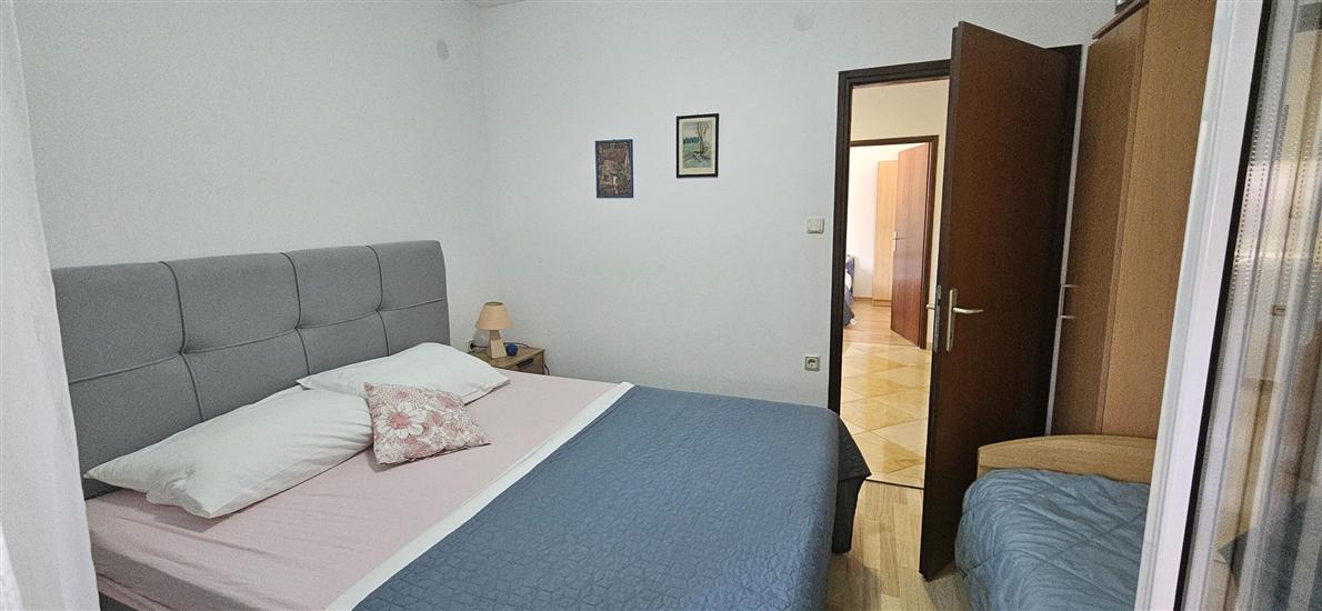 Apartment A5, for 5 persons
