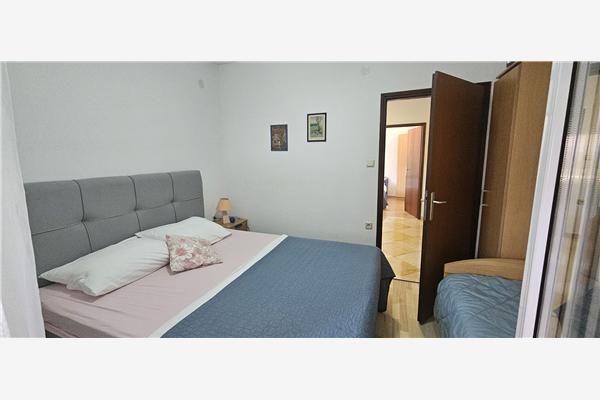 Apartment A5, for 5 persons