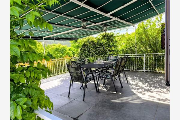 Apartment A1, for 8 persons