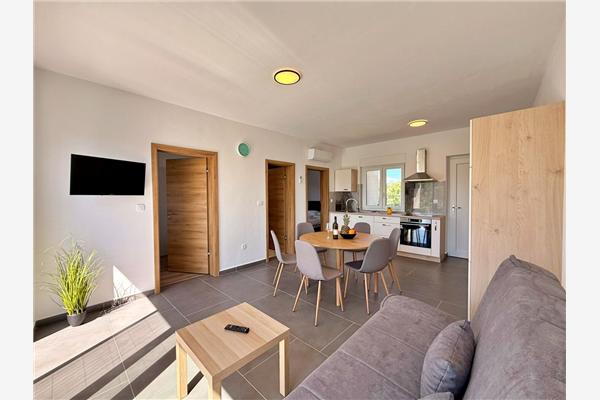 Apartment A4, for 6 persons
