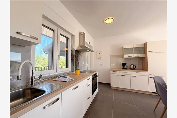 Apartment A4, for 6 persons