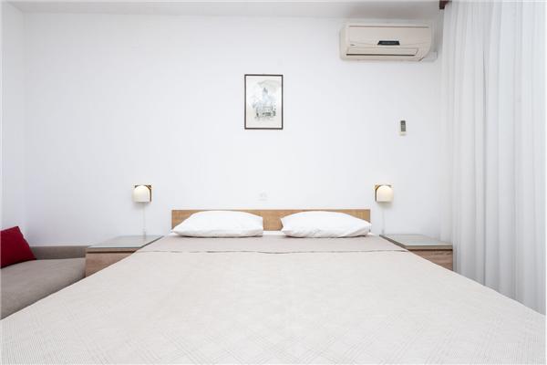 Apartment A1, for 3 persons