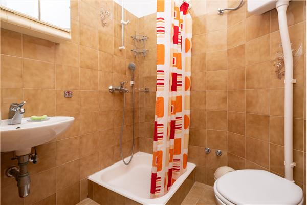 Apartment A2, for 3 persons
