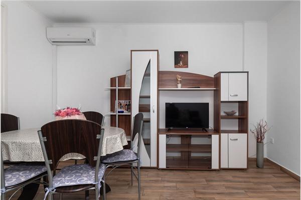 Apartment A2, for 4 persons