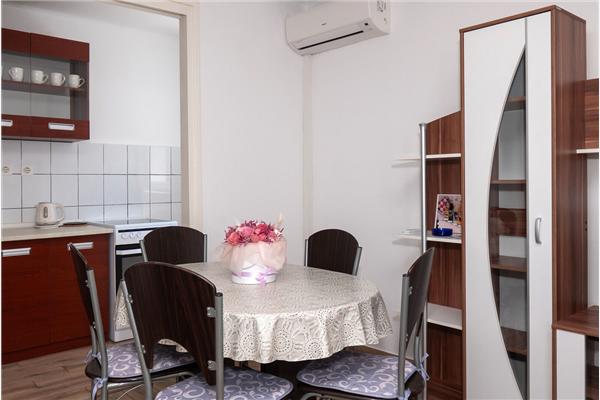 Apartment A2, for 4 persons