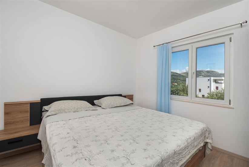 Apartment A1, for 5 persons