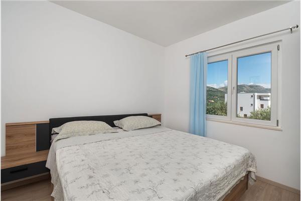 Apartment A1, for 5 persons