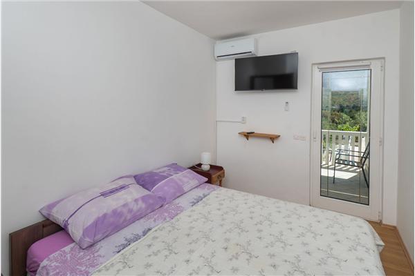 Apartment A1, for 5 persons