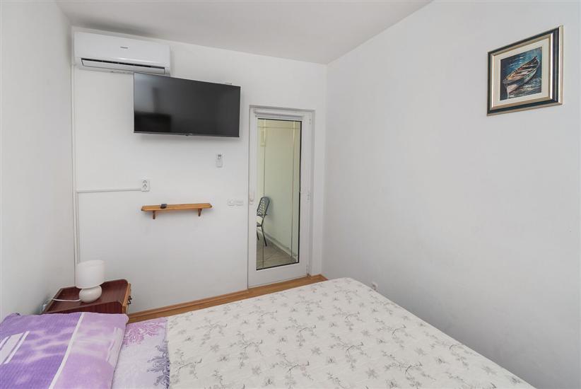Apartment A1, for 5 persons
