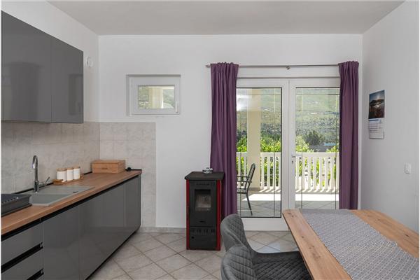 Apartment A1, for 5 persons