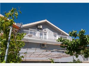 Apartment Meri Grebastica, Size 60.00 m2, Airline distance to town centre 500 m