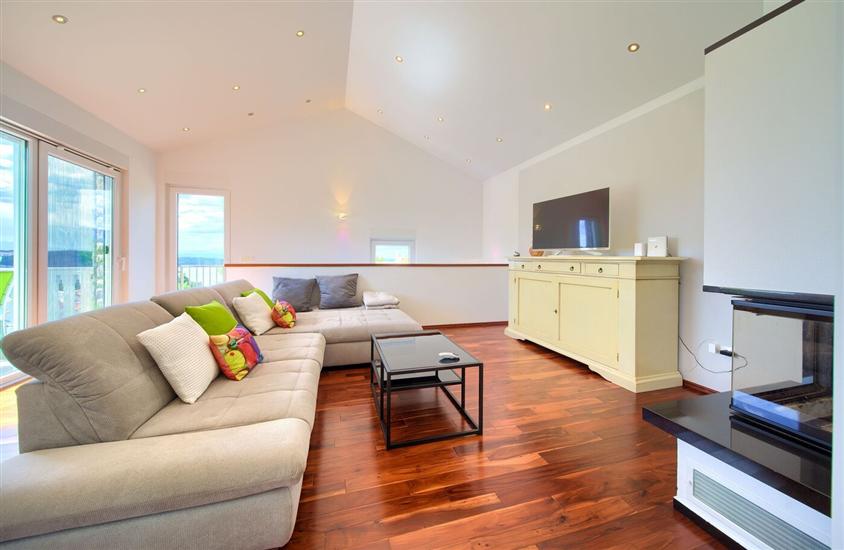 House K1, for 10 persons