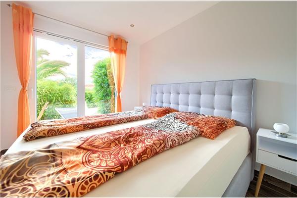 House K1, for 10 persons