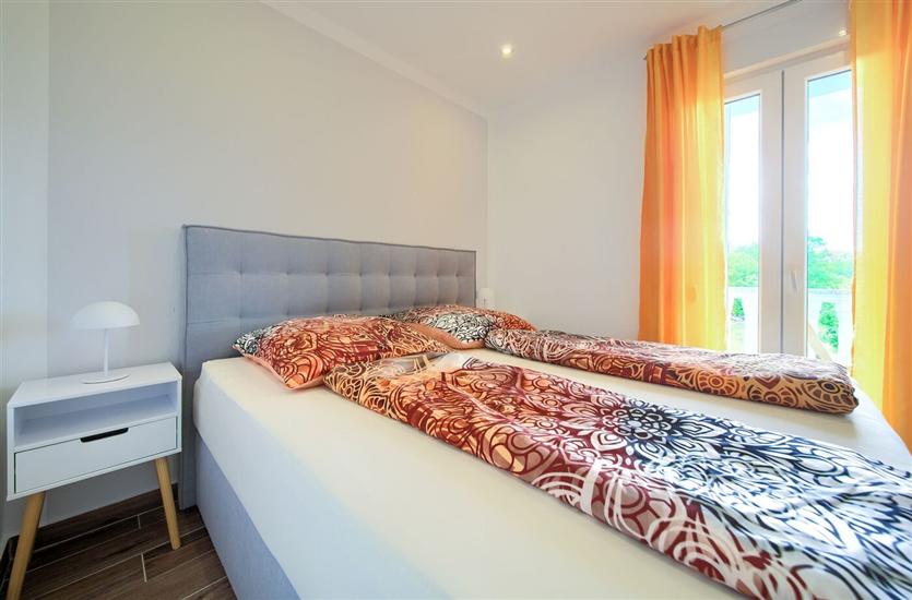 House K1, for 10 persons