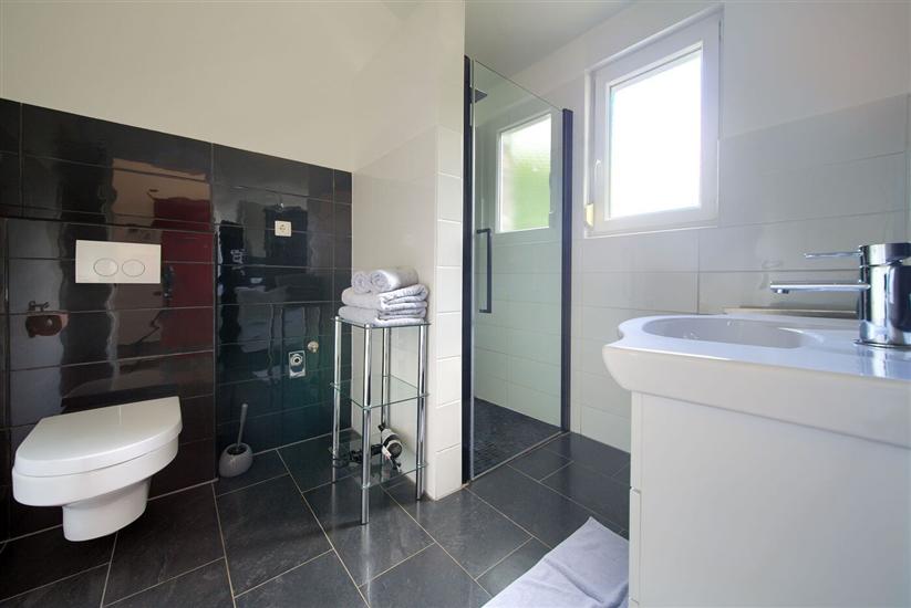 House K1, for 10 persons