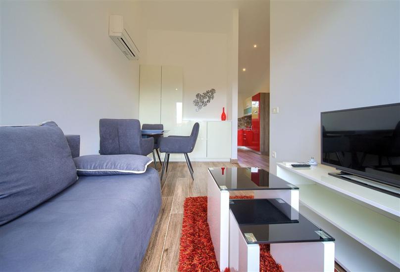 House K1, for 10 persons
