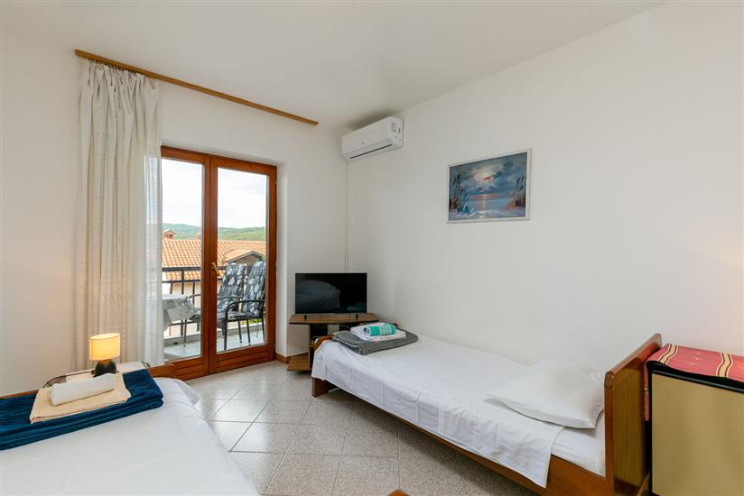 Apartment A5, for 4 persons