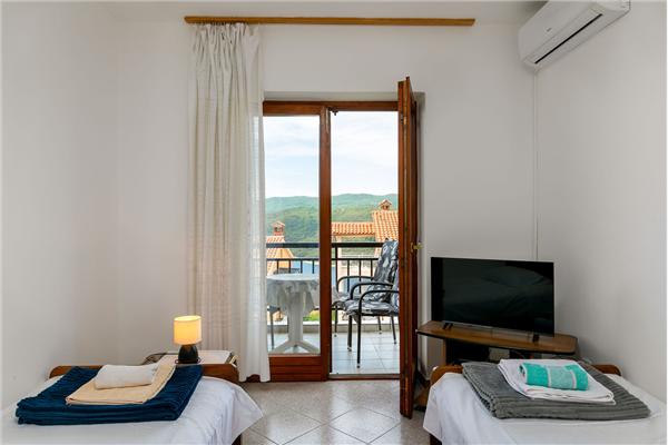 Apartment A5, for 4 persons