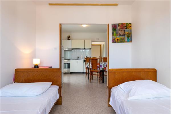 Apartment A5, for 4 persons