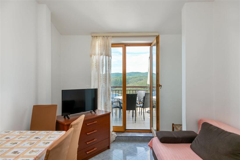 Apartment A7, for 5 persons