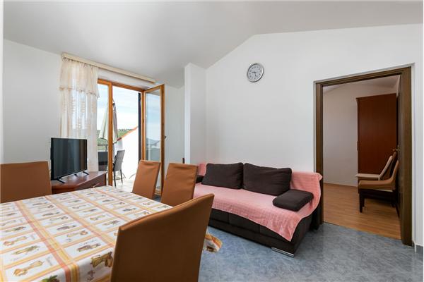 Apartment A7, for 5 persons