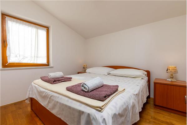 Apartment A7, for 5 persons
