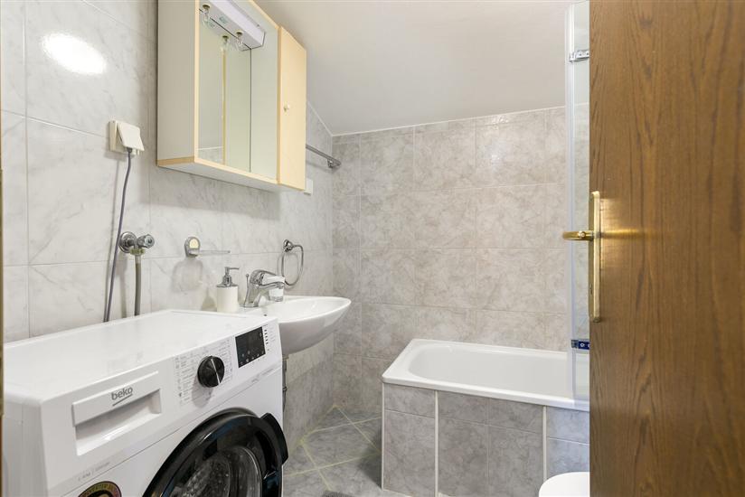 Apartment A7, for 5 persons
