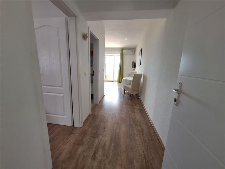 Apartment A2, for 4 persons