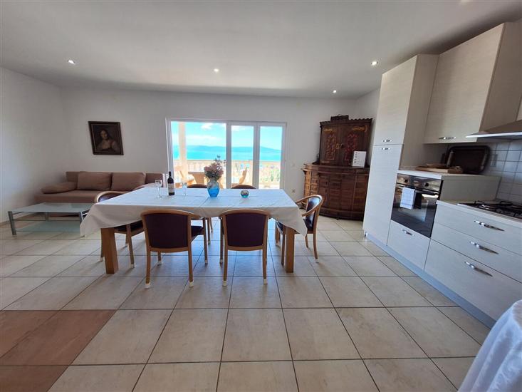 Apartment A4, for 8 persons