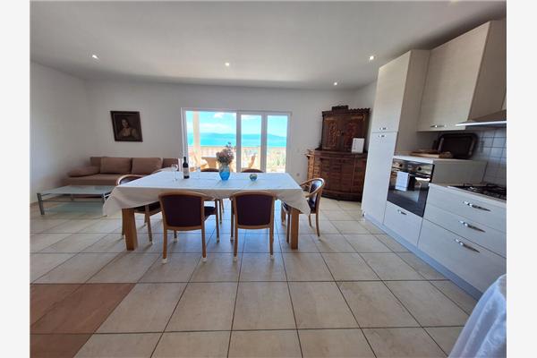 Apartment A4, for 8 persons
