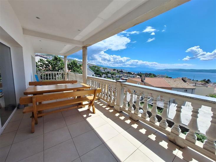 Apartment A4, for 8 persons