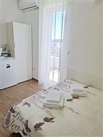 Room S1, for 2 persons