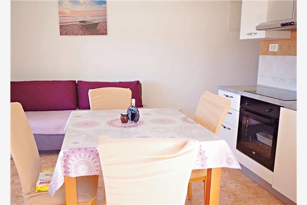 Apartment A2, for 5 persons
