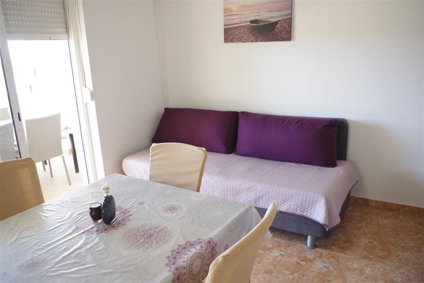 Apartment A2, for 5 persons