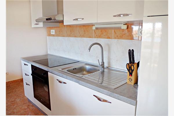 Apartment A2, for 5 persons