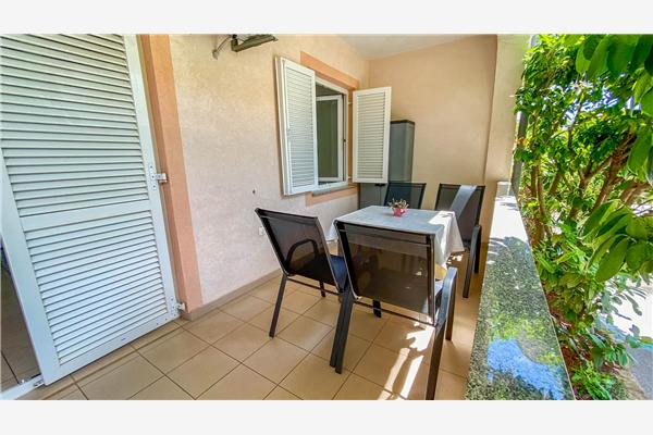 Apartment A1, for 4 persons