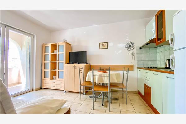 Apartment A1, for 4 persons