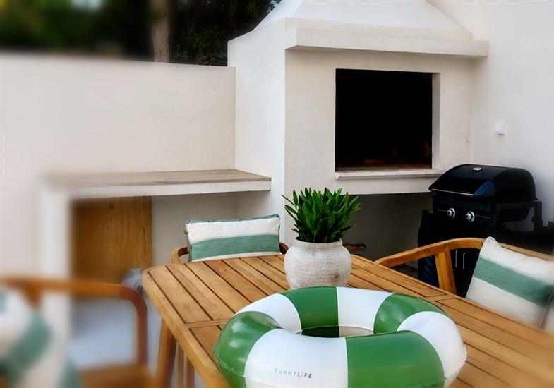 Apartment A2, for 8 persons