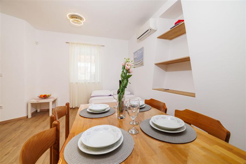 Apartman A2, za 4 osoba/e