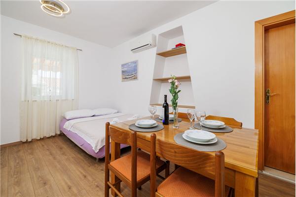 Apartman A2, za 4 osoba/e